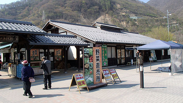 道の駅「蔦木の宿」